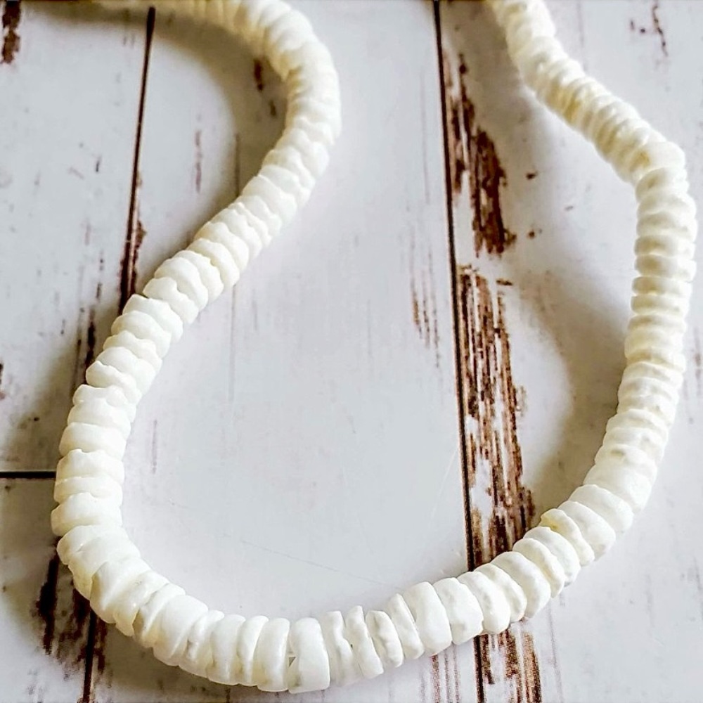 White Sands Shell Necklace